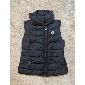 Moncler Gabas Logo Down Puffer Vest Size L (3)